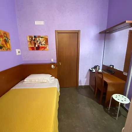 Tagliaferri Lucia Hotel Rome Exterior photo